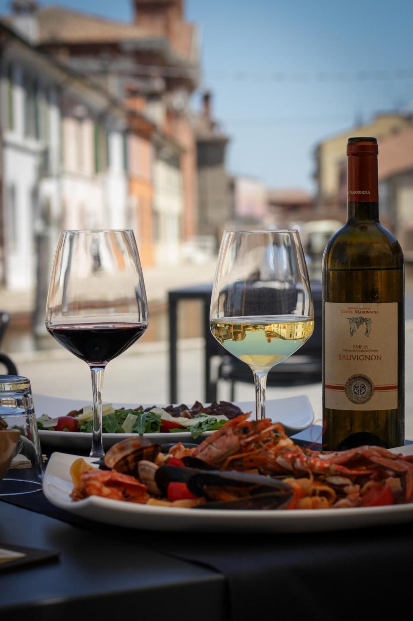 Locanda Del Delta كوماكيو المظهر الخارجي الصورة